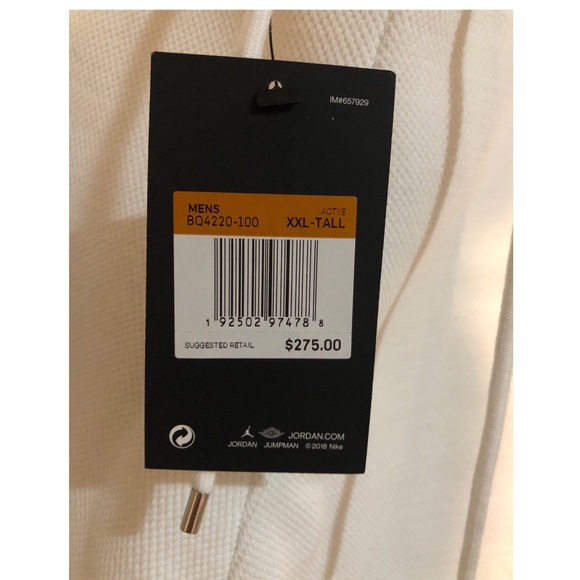 Tracksuit - Picture 4 of 4